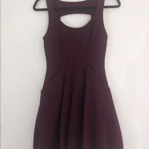 BEAUTIFUL FORM FITTING DRESS